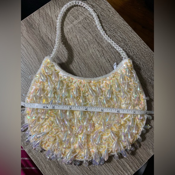 Beautiful Beaded/Tassel bag - Picture 6 of 8